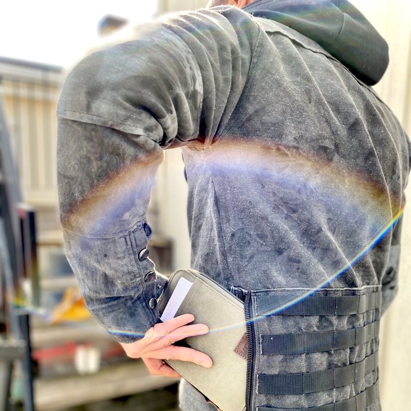 🦊 FOX & VIXEN || HANDMADE VINTAGE || Black Waxed Acid-washed Long Sleeve Jacket - Picture 2 of 16